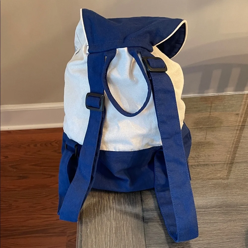 Ark Encounter - Ararat Ridge Zoo Backpack - Animal Print